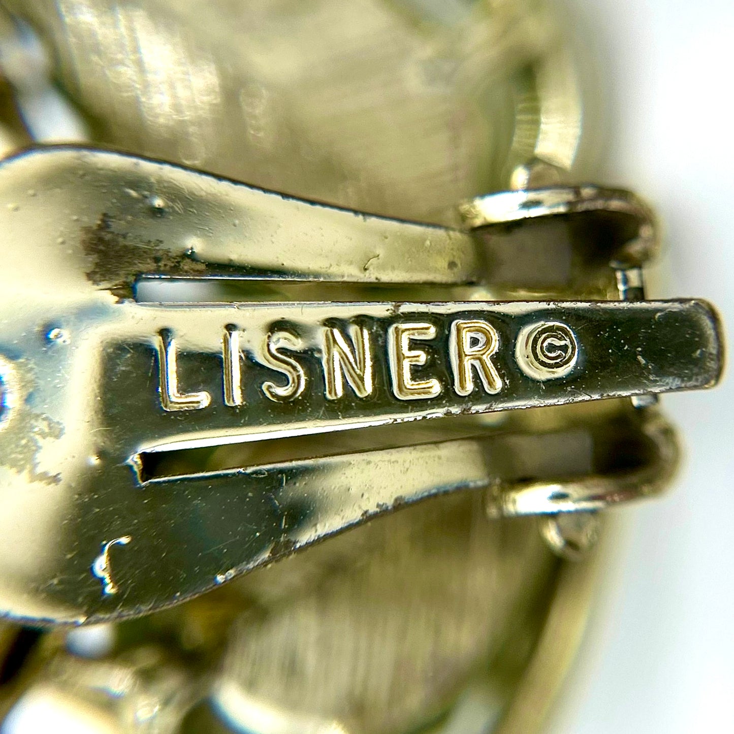 Vintage Lisner Green Leaf Full Parure