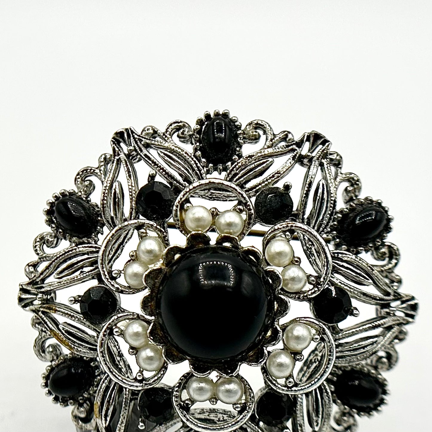 Vintage Lisner Black and Silver Brooch
