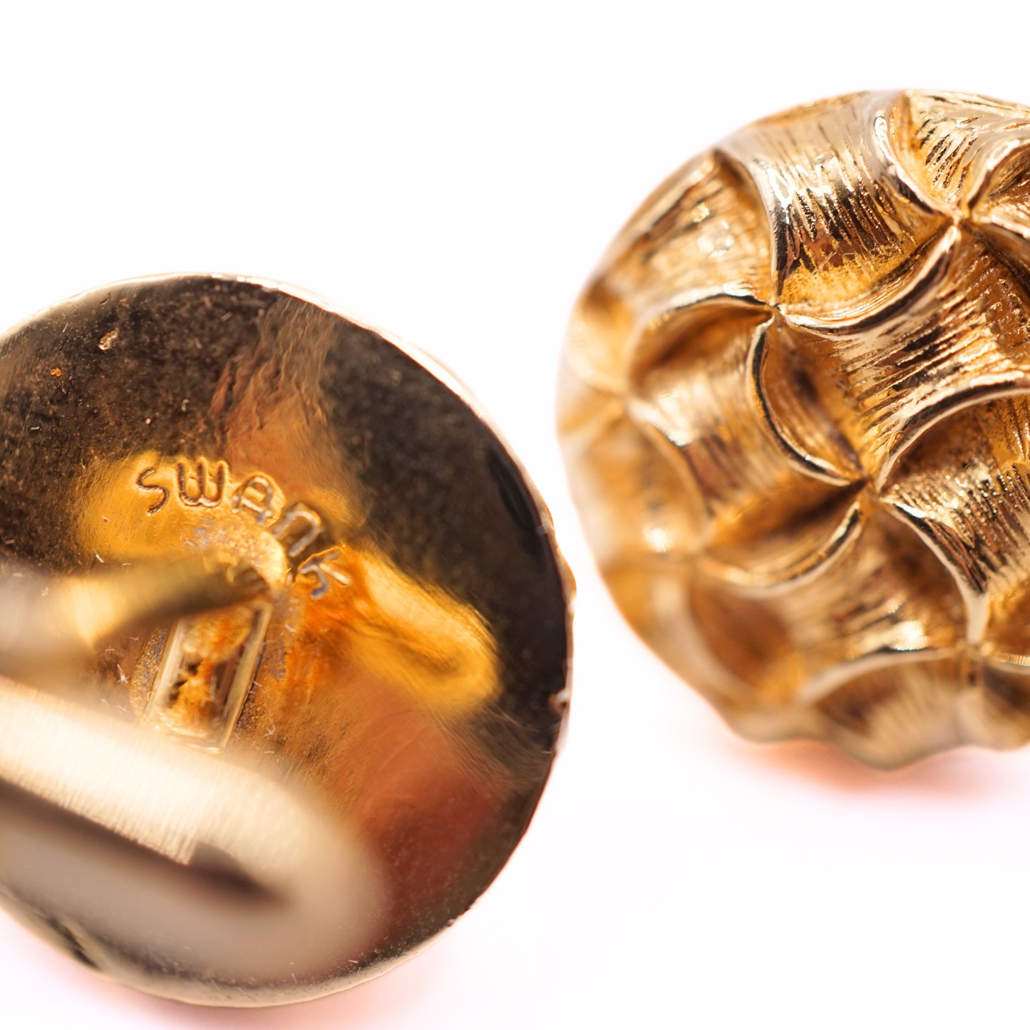 Vintage Swank Gold Textured Round Cufflinks & Tie Tack