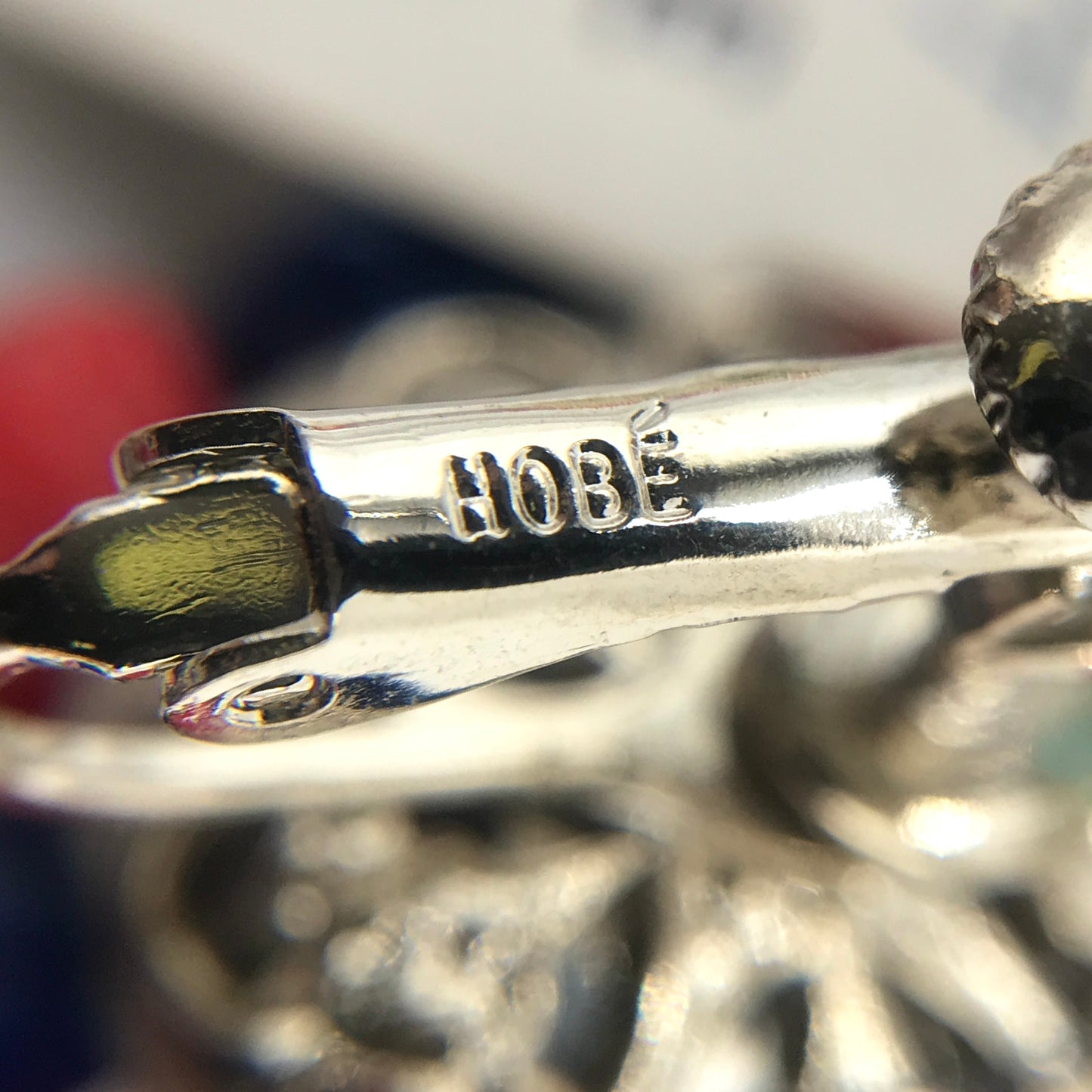 Vintage Hobe RWB Full Parure